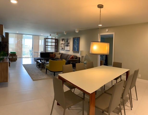 3507 Oaks Way 802, Pompano Beach, FL 33069