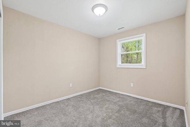 1040 RIVERVIEW DR, Walnutport, PA 18088