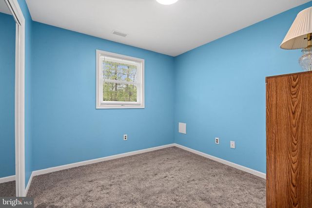1040 RIVERVIEW DR, Walnutport, PA 18088