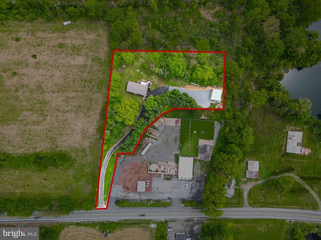 1040 RIVERVIEW DR, Walnutport, PA 18088
