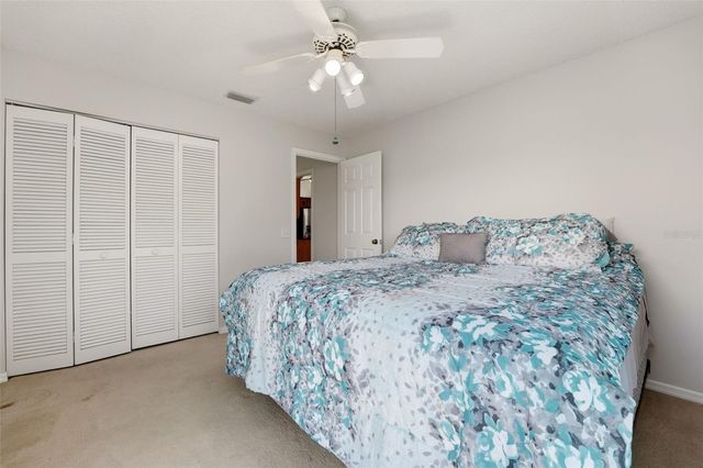 215 CARRIAGE HOUSE LANE 215, Nokomis, FL 34275