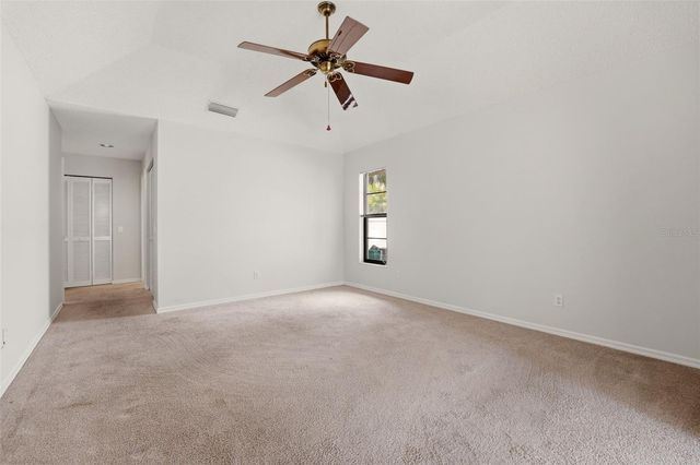 215 CARRIAGE HOUSE LANE 215, Nokomis, FL 34275