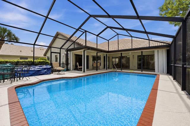 215 CARRIAGE HOUSE LANE 215, Nokomis, FL 34275