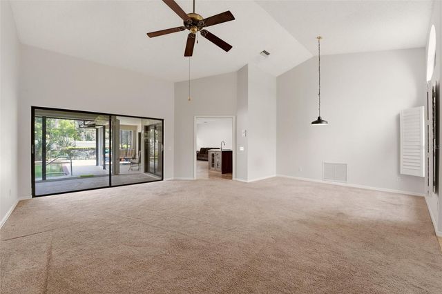 215 CARRIAGE HOUSE LANE 215, Nokomis, FL 34275