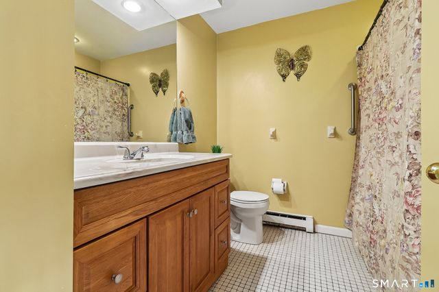 8 Rose Lane APT 24-5, Danbury, CT 06811