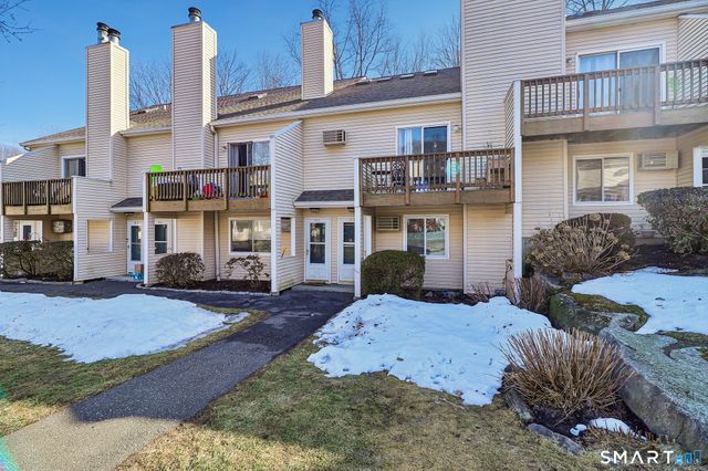 8 Rose Lane APT 24-5, Danbury, CT 06811