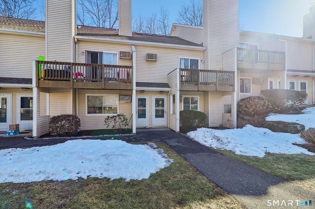 8 Rose Lane APT 24-5, Danbury, CT 06811