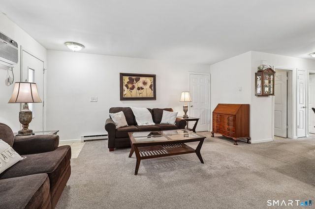 8 Rose Lane APT 24-5, Danbury, CT 06811