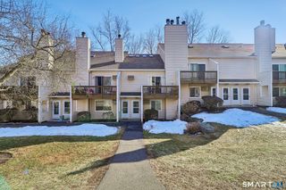 8 Rose Lane APT 24-5, Danbury, CT 06811