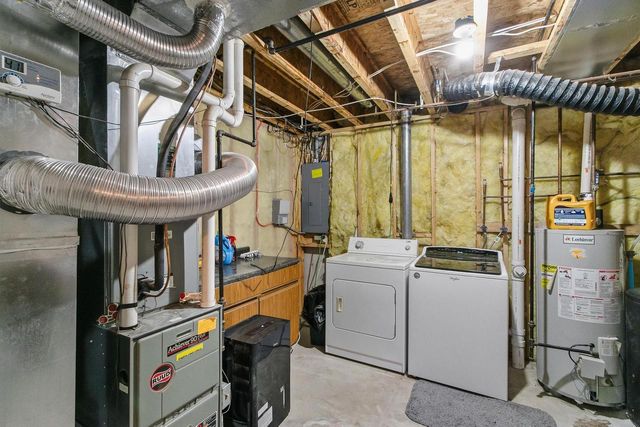 111 W Thomas Street, Poynette, WI 53955