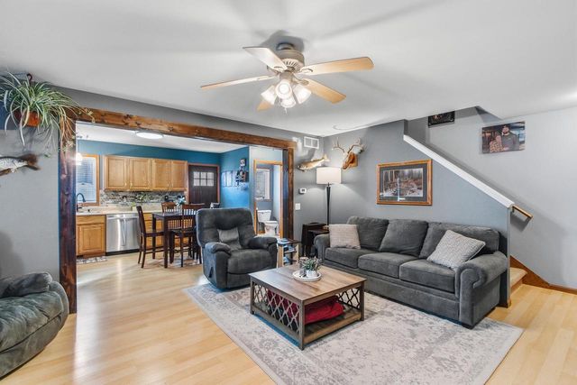 111 W Thomas Street, Poynette, WI 53955