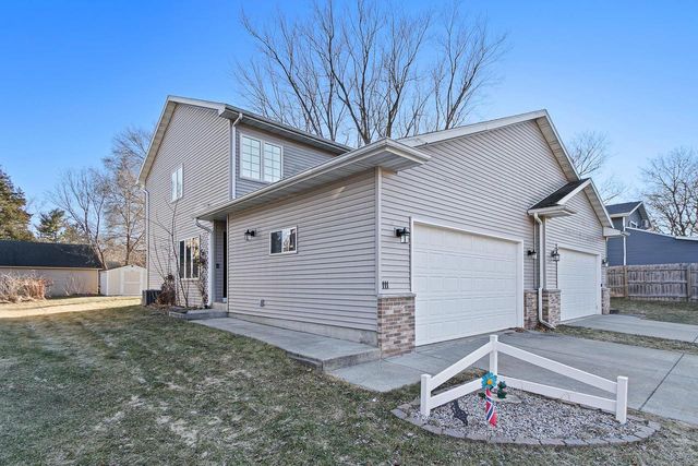 111 W Thomas Street, Poynette, WI 53955