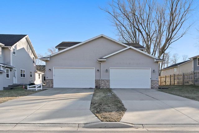 111 W Thomas Street, Poynette, WI 53955