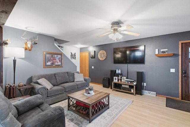 111 W Thomas Street, Poynette, WI 53955