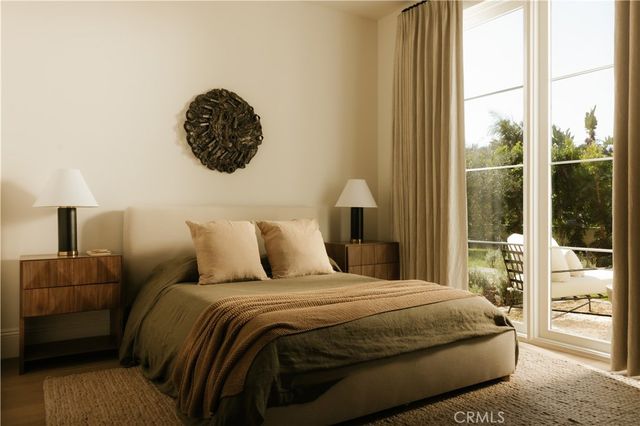 4748 Noble Avenue, Sherman Oaks, CA 91403