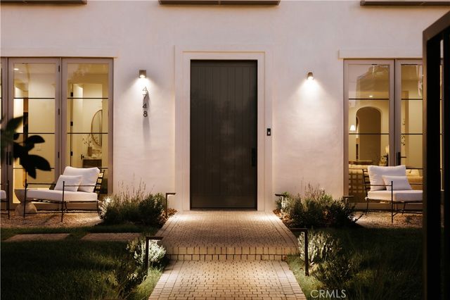 4748 Noble Avenue, Sherman Oaks, CA 91403