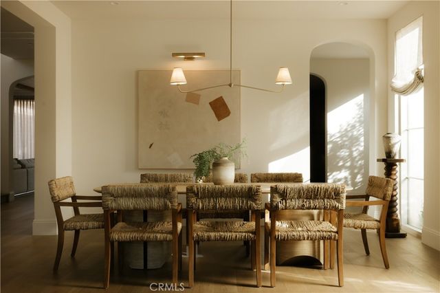 4748 Noble Avenue, Sherman Oaks, CA 91403