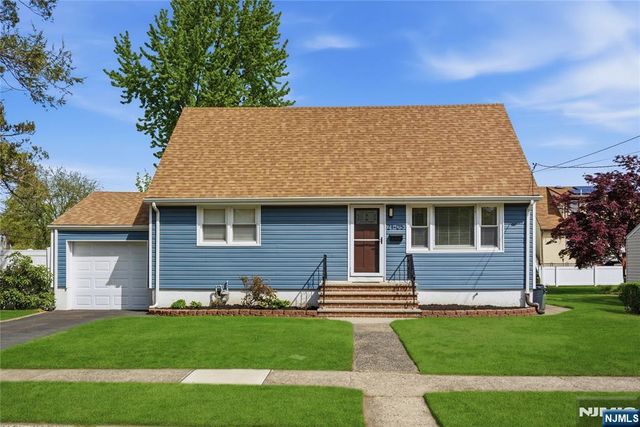 21-05 Dalton Place, Fair Lawn, NJ 07410