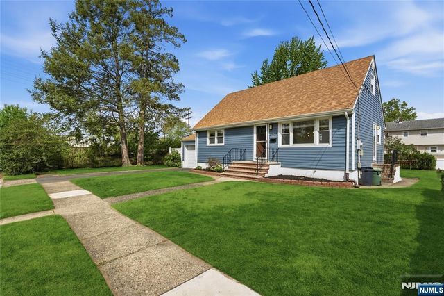 21-05 Dalton Place, Fair Lawn, NJ 07410