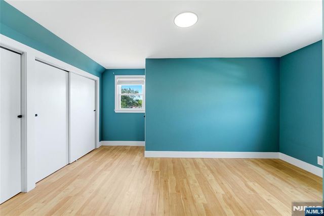 21-05 Dalton Place, Fair Lawn, NJ 07410
