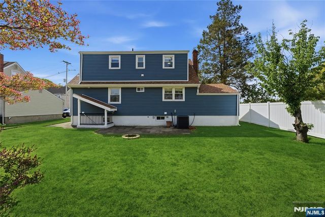 21-05 Dalton Place, Fair Lawn, NJ 07410
