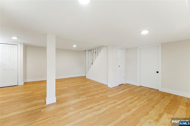 21-05 Dalton Place, Fair Lawn, NJ 07410