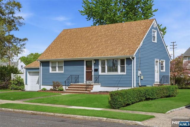 21-05 Dalton Place, Fair Lawn, NJ 07410