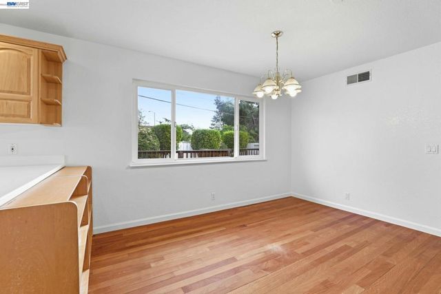 8589 8589 Davona Dr, Dublin, CA 94568