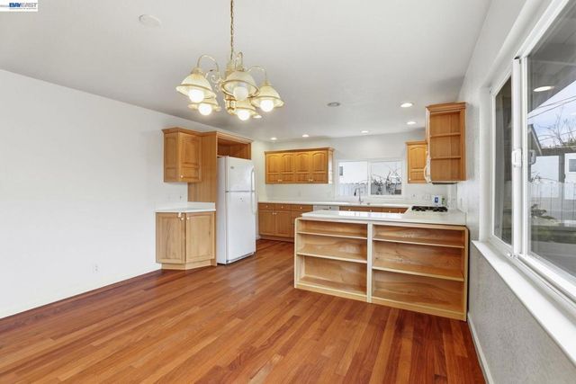 8589 8589 Davona Dr, Dublin, CA 94568