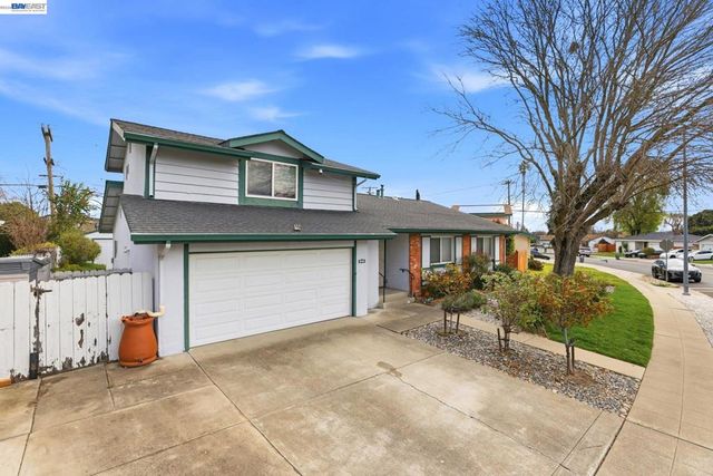 8589 8589 Davona Dr, Dublin, CA 94568