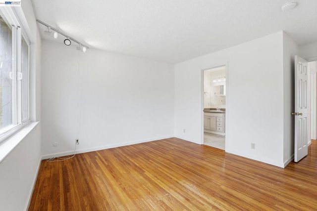 8589 8589 Davona Dr, Dublin, CA 94568