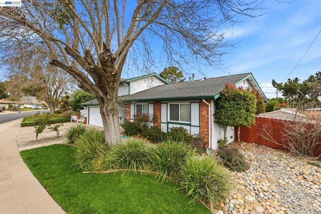 8589 8589 Davona Dr, Dublin, CA 94568