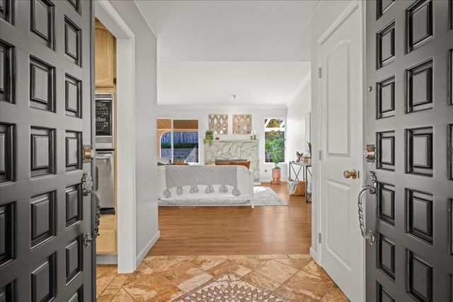 1834 Woodacre Way, Roseville, CA 95661