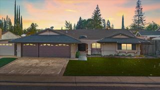 1834 Woodacre Way, Roseville, CA 95661