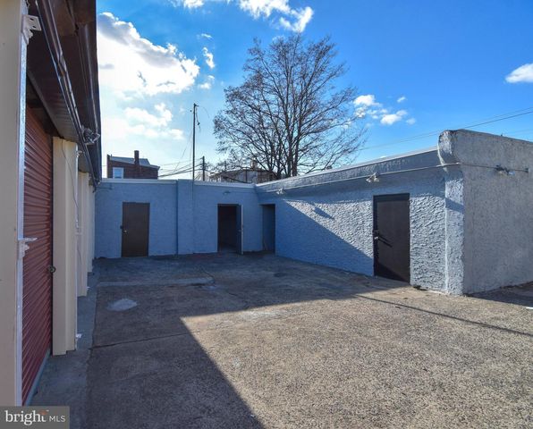 1963 WAKELING ST, Philadelphia, PA 19124