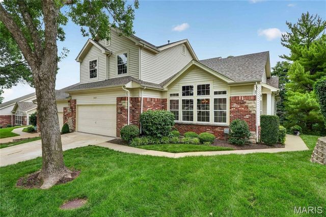 863 Stone Meadow Drive, Chesterfield, MO 63005