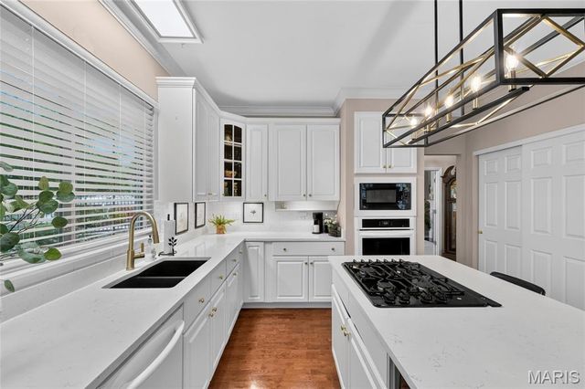 863 Stone Meadow Drive, Chesterfield, MO 63005