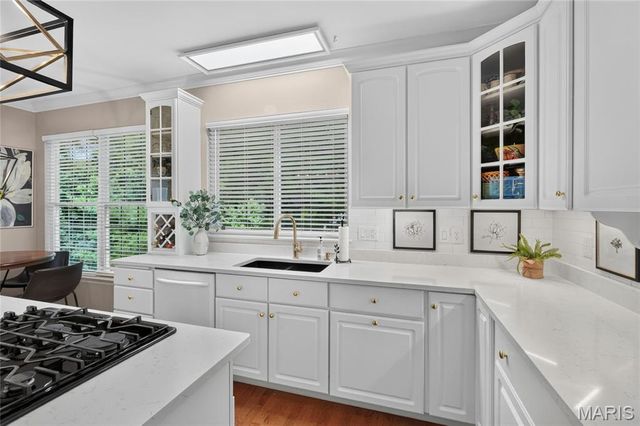 863 Stone Meadow Drive, Chesterfield, MO 63005