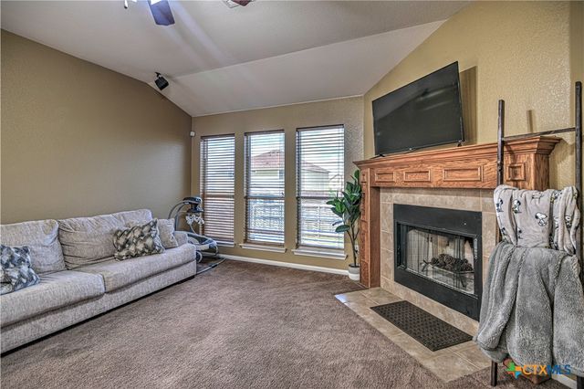 6109 Nessy Drive, Killeen, TX 76549