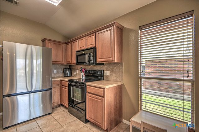 6109 Nessy Drive, Killeen, TX 76549