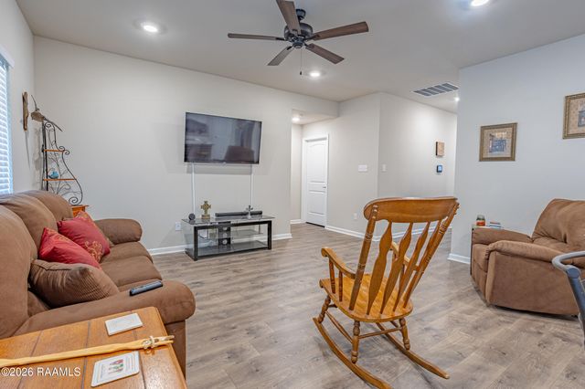 104 Still Lake Drive, Duson, LA 70529