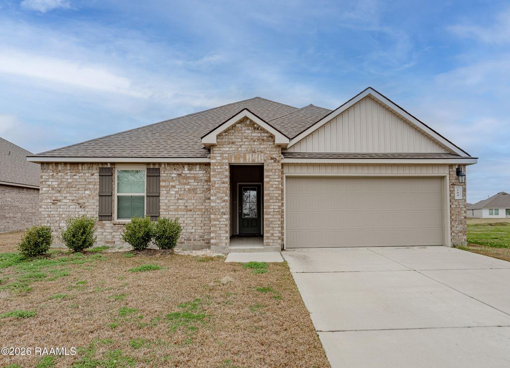 104 Still Lake Drive, Duson, LA 70529