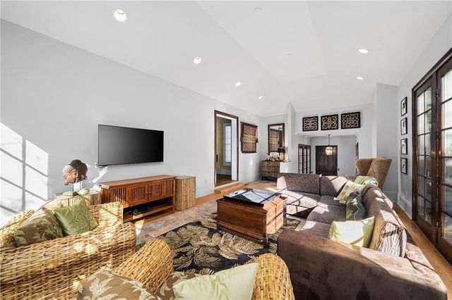 2740 Northside NW Drive N, Atlanta, GA 30305