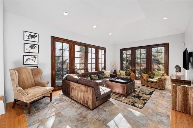 2740 Northside NW Drive N, Atlanta, GA 30305