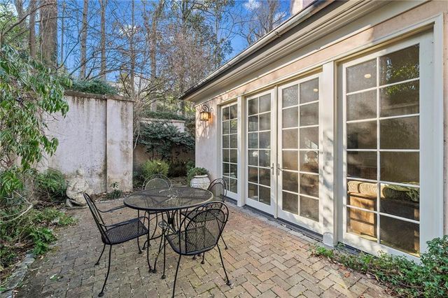 2740 Northside NW Drive N, Atlanta, GA 30305