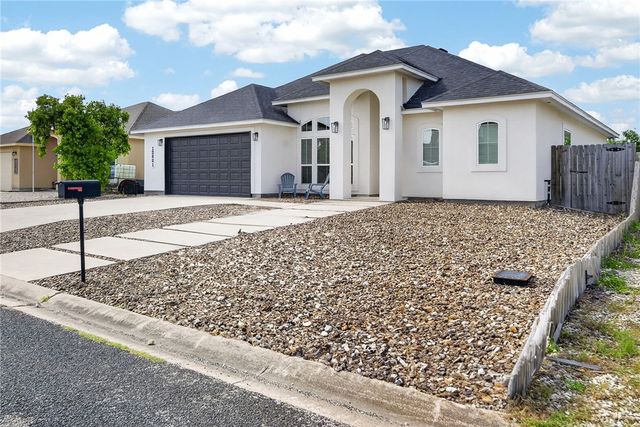 13821 Flintlock Dr, Corpus Christi, TX 78418