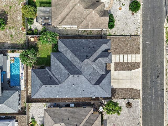 13821 Flintlock Dr, Corpus Christi, TX 78418
