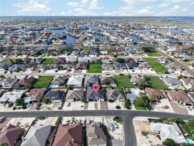 13821 Flintlock Dr, Corpus Christi, TX 78418