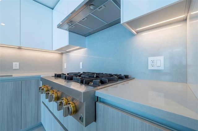 400 CENTRAL AVENUE 1106, St Petersburg, FL 33701