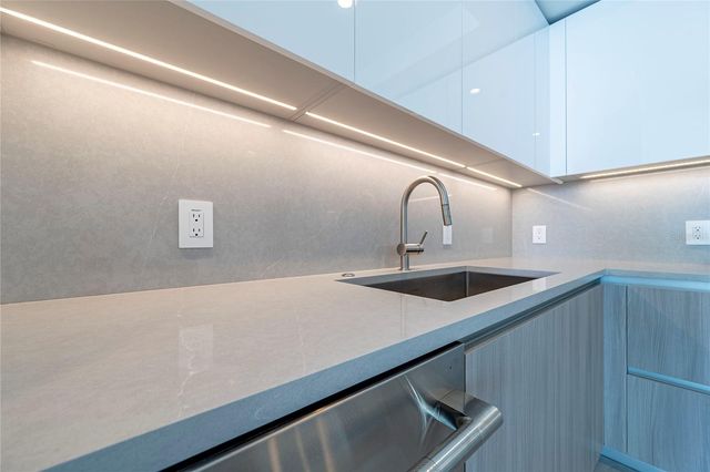 400 CENTRAL AVENUE 1106, St Petersburg, FL 33701